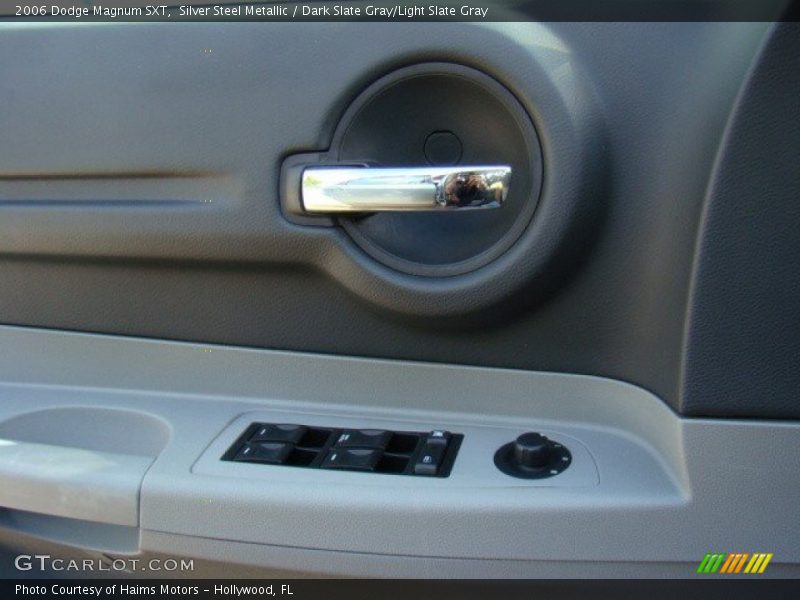 Silver Steel Metallic / Dark Slate Gray/Light Slate Gray 2006 Dodge Magnum SXT