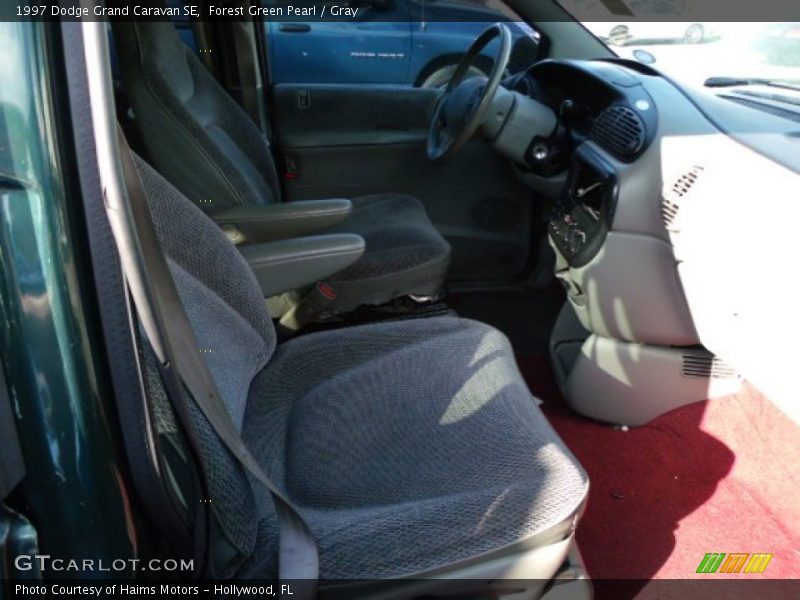 Forest Green Pearl / Gray 1997 Dodge Grand Caravan SE