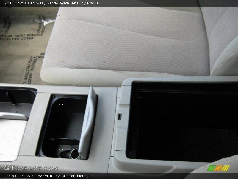 Sandy Beach Metallic / Bisque 2011 Toyota Camry LE