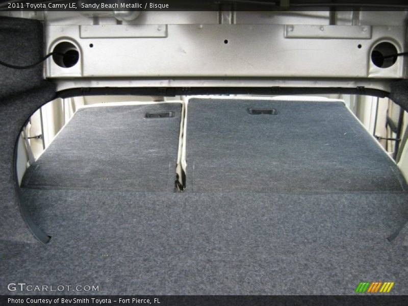 Sandy Beach Metallic / Bisque 2011 Toyota Camry LE