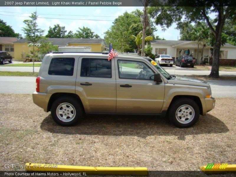 Light Khaki Metallic / Pastel Pebble Beige 2007 Jeep Patriot Limited