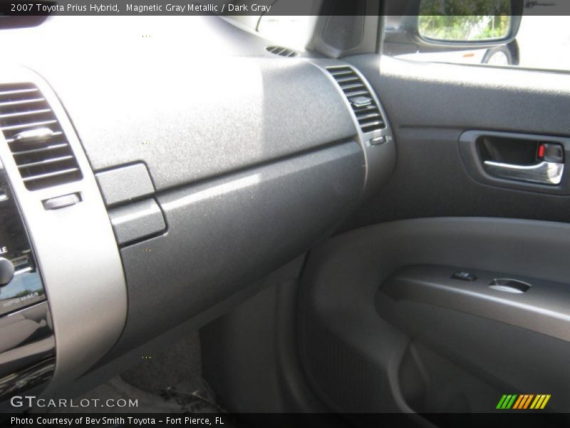 Magnetic Gray Metallic / Dark Gray 2007 Toyota Prius Hybrid