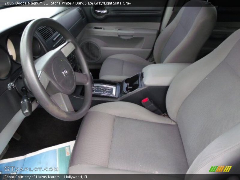 Stone White / Dark Slate Gray/Light Slate Gray 2006 Dodge Magnum SE