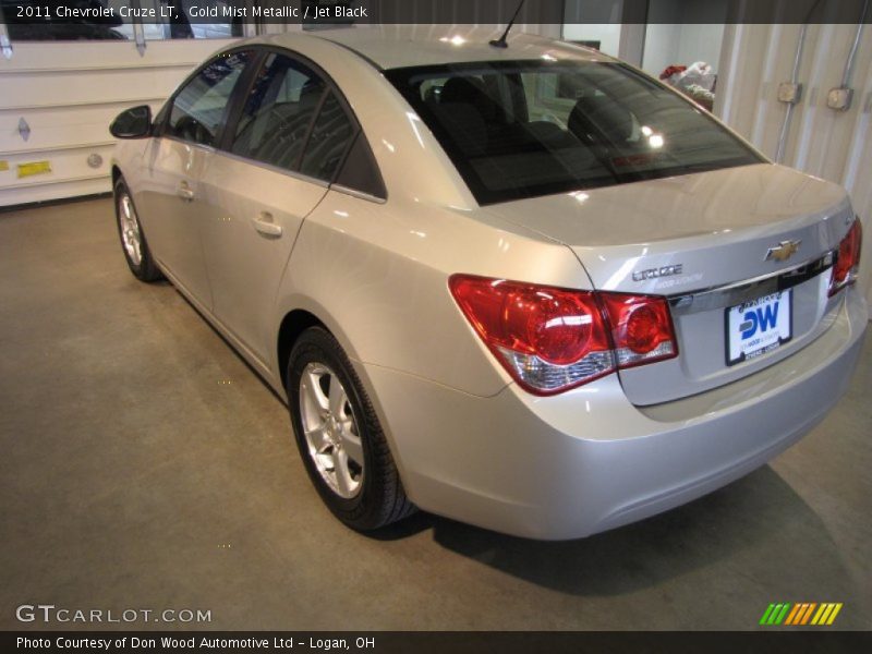 Gold Mist Metallic / Jet Black 2011 Chevrolet Cruze LT