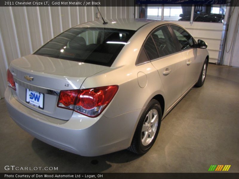 Gold Mist Metallic / Jet Black 2011 Chevrolet Cruze LT