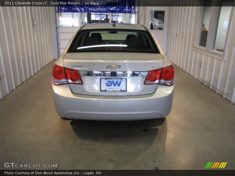 Gold Mist Metallic / Jet Black 2011 Chevrolet Cruze LT