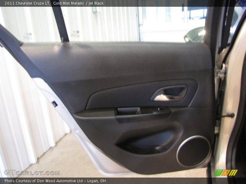 Gold Mist Metallic / Jet Black 2011 Chevrolet Cruze LT