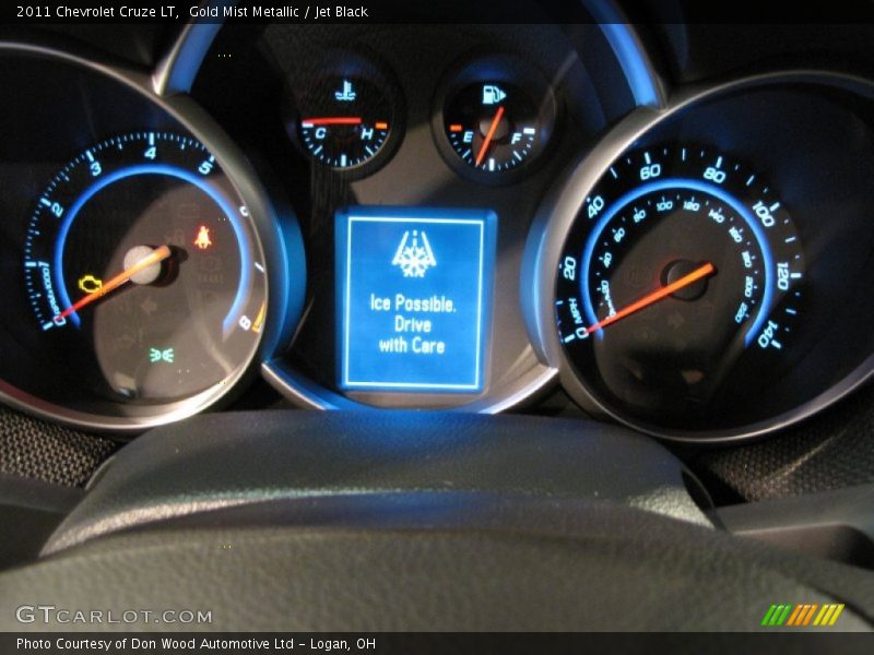 Gold Mist Metallic / Jet Black 2011 Chevrolet Cruze LT