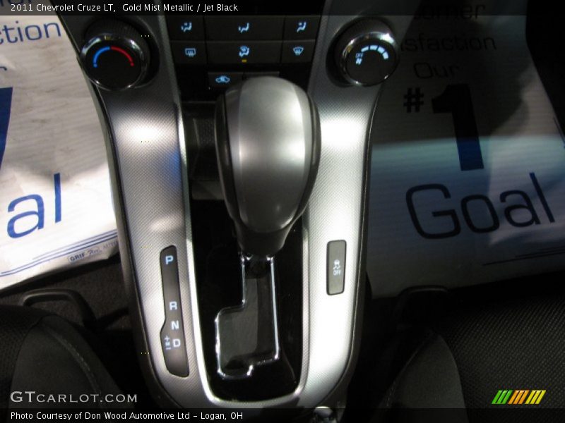Gold Mist Metallic / Jet Black 2011 Chevrolet Cruze LT