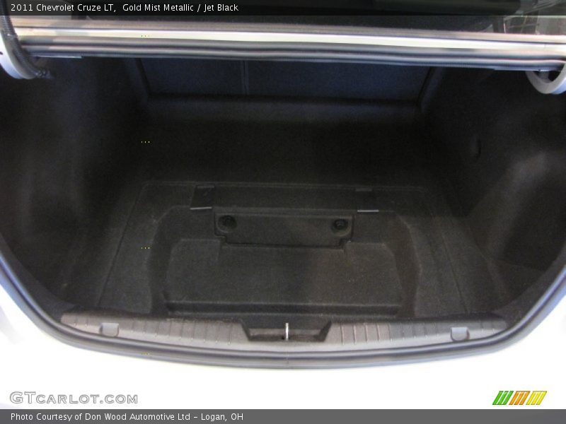 Gold Mist Metallic / Jet Black 2011 Chevrolet Cruze LT