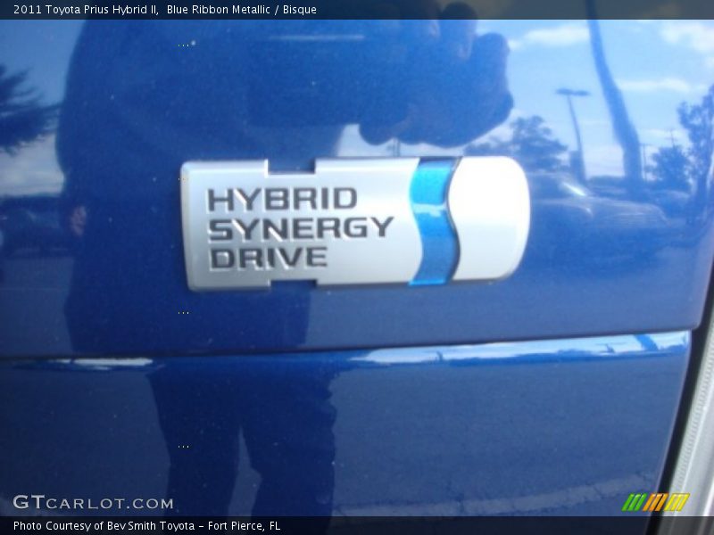 Blue Ribbon Metallic / Bisque 2011 Toyota Prius Hybrid II