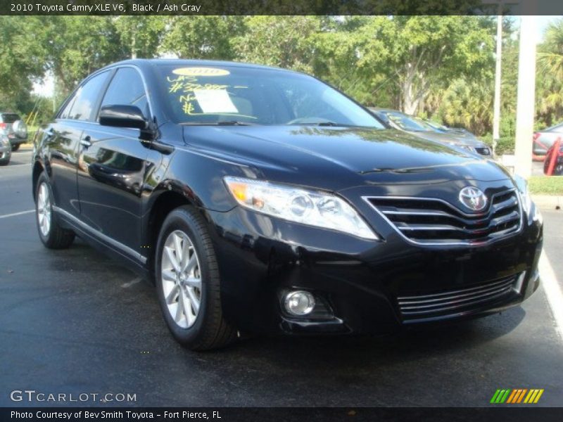 Black / Ash Gray 2010 Toyota Camry XLE V6