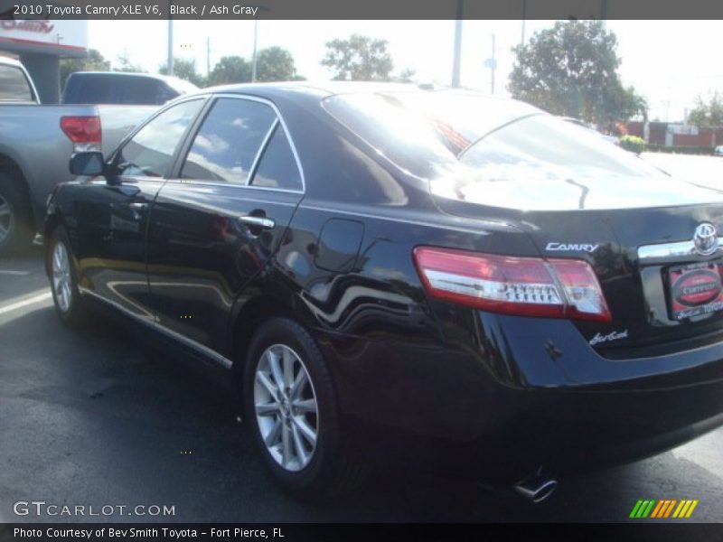 Black / Ash Gray 2010 Toyota Camry XLE V6