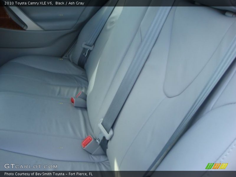 Black / Ash Gray 2010 Toyota Camry XLE V6