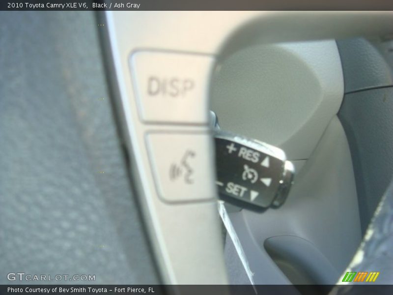 Black / Ash Gray 2010 Toyota Camry XLE V6