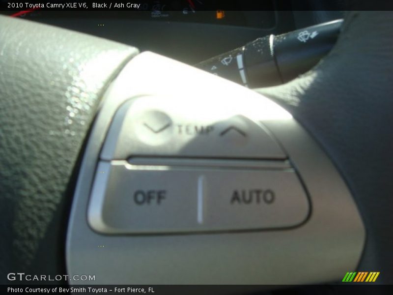Black / Ash Gray 2010 Toyota Camry XLE V6