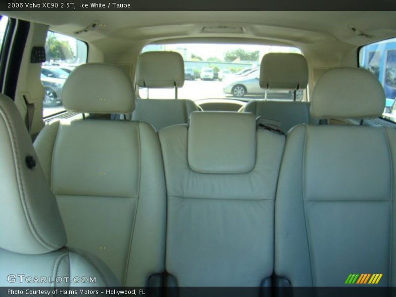 Ice White / Taupe 2006 Volvo XC90 2.5T