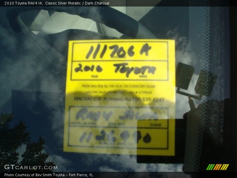 Classic Silver Metallic / Dark Charcoal 2010 Toyota RAV4 I4