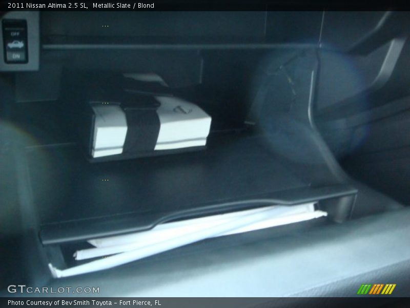 Metallic Slate / Blond 2011 Nissan Altima 2.5 SL