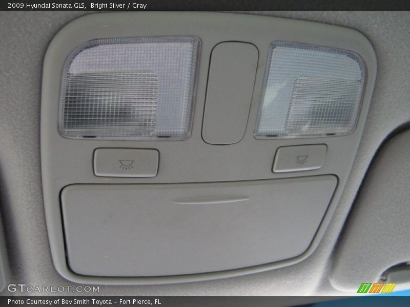 Bright Silver / Gray 2009 Hyundai Sonata GLS
