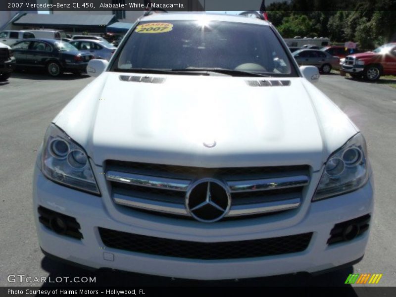 Alabaster White / Macadamia 2007 Mercedes-Benz GL 450