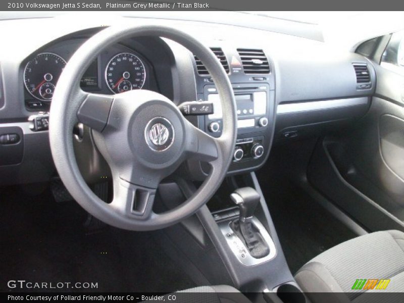 Platinum Grey Metallic / Titan Black 2010 Volkswagen Jetta S Sedan