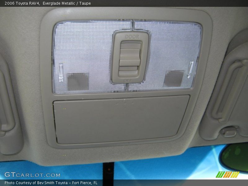Everglade Metallic / Taupe 2006 Toyota RAV4