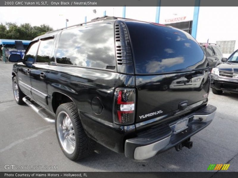 Onyx Black / Neutral/Shale 2003 GMC Yukon XL SLT