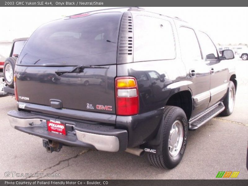 Onyx Black / Neutral/Shale 2003 GMC Yukon SLE 4x4