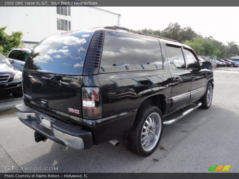 Onyx Black / Neutral/Shale 2003 GMC Yukon XL SLT