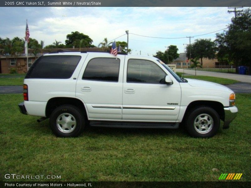 Summit White / Neutral/Shale 2005 GMC Yukon SLT