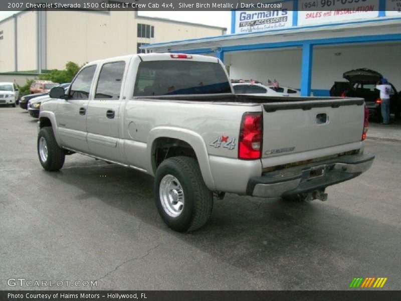 Silver Birch Metallic / Dark Charcoal 2007 Chevrolet Silverado 1500 Classic LT Crew Cab 4x4