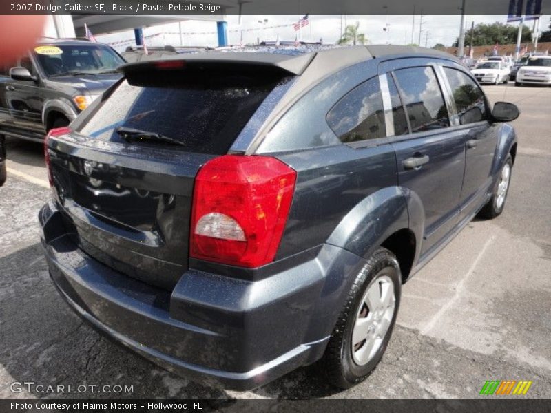 Black / Pastel Pebble Beige 2007 Dodge Caliber SE
