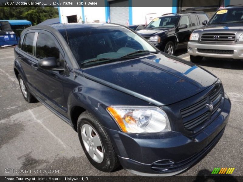 Black / Pastel Pebble Beige 2007 Dodge Caliber SE