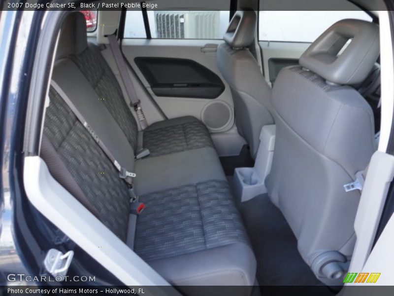 Black / Pastel Pebble Beige 2007 Dodge Caliber SE
