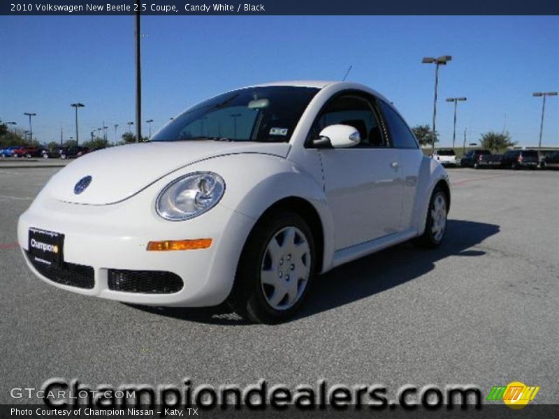 Candy White / Black 2010 Volkswagen New Beetle 2.5 Coupe