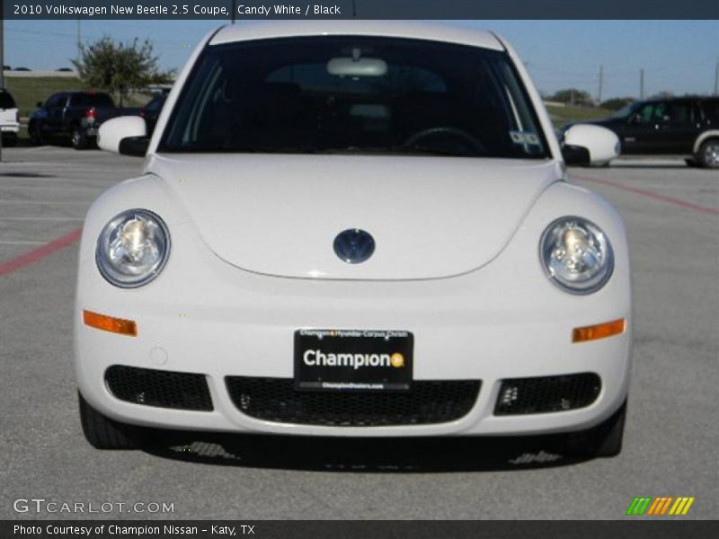 Candy White / Black 2010 Volkswagen New Beetle 2.5 Coupe