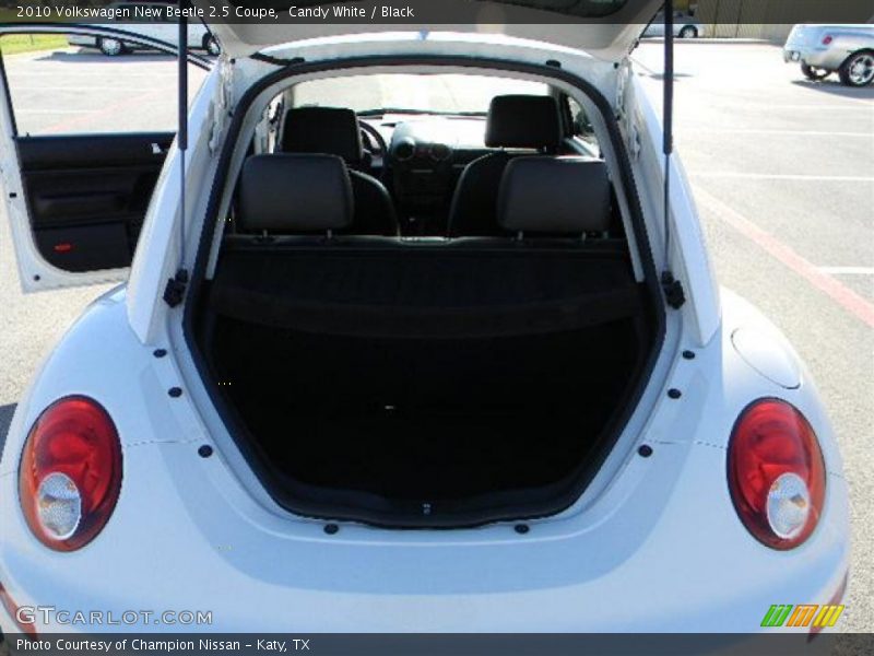 Candy White / Black 2010 Volkswagen New Beetle 2.5 Coupe