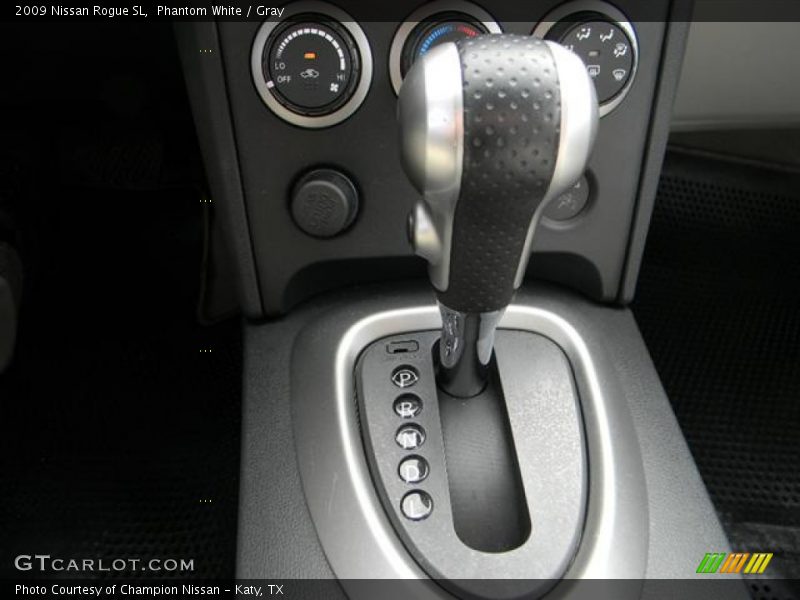 Phantom White / Gray 2009 Nissan Rogue SL