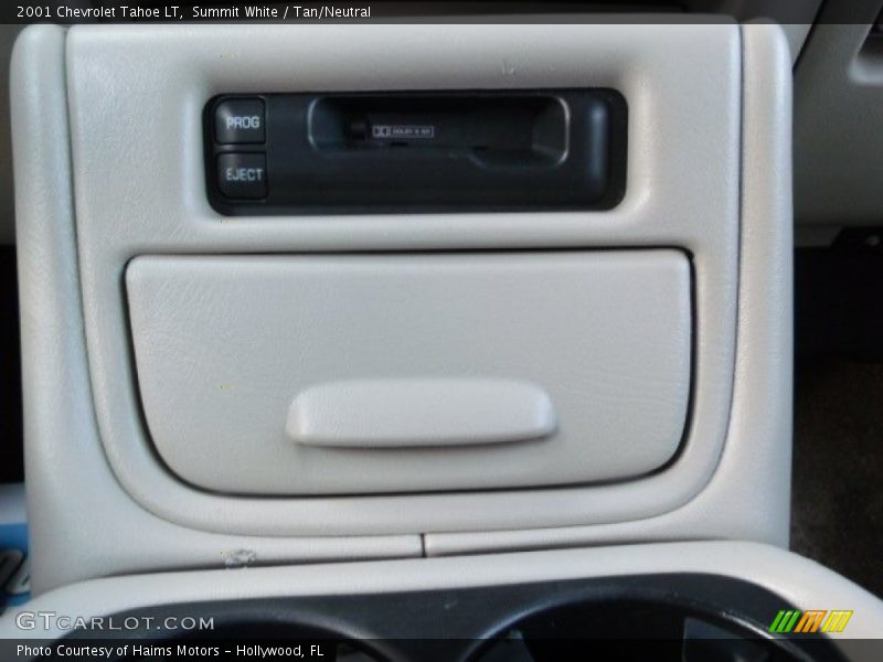 Summit White / Tan/Neutral 2001 Chevrolet Tahoe LT