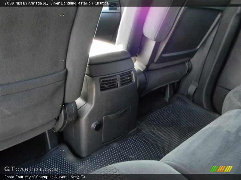 Silver Lightning Metallic / Charcoal 2009 Nissan Armada SE