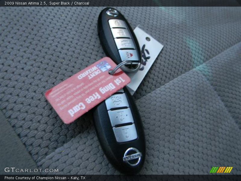 Super Black / Charcoal 2009 Nissan Altima 2.5