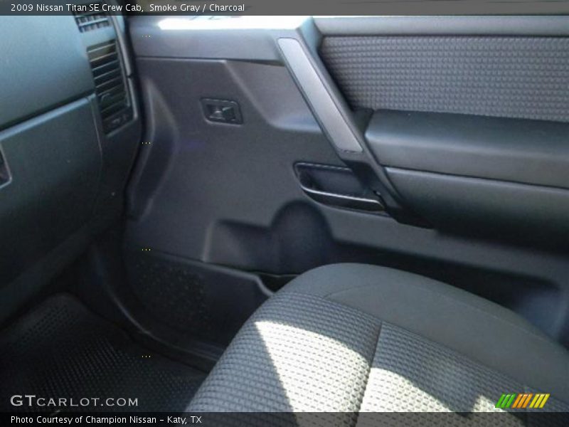 Smoke Gray / Charcoal 2009 Nissan Titan SE Crew Cab