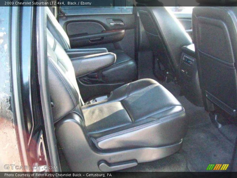Black / Ebony 2009 Chevrolet Suburban LTZ 4x4