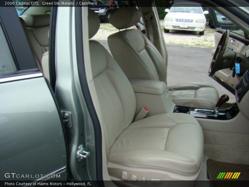 Green Silk Metallic / Cashmere 2006 Cadillac DTS
