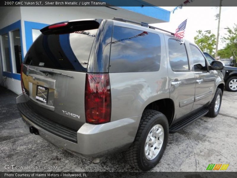 Silver Birch Metallic / Light Titanium 2007 GMC Yukon SLT