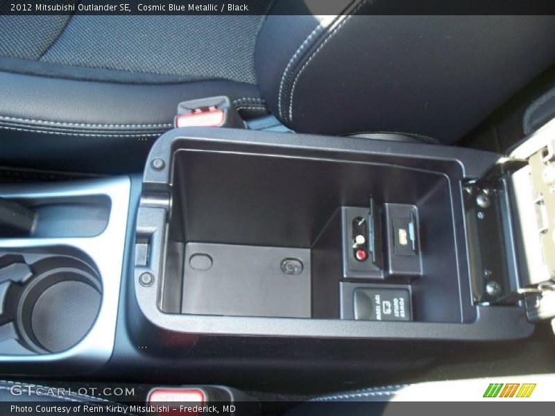 Cosmic Blue Metallic / Black 2012 Mitsubishi Outlander SE