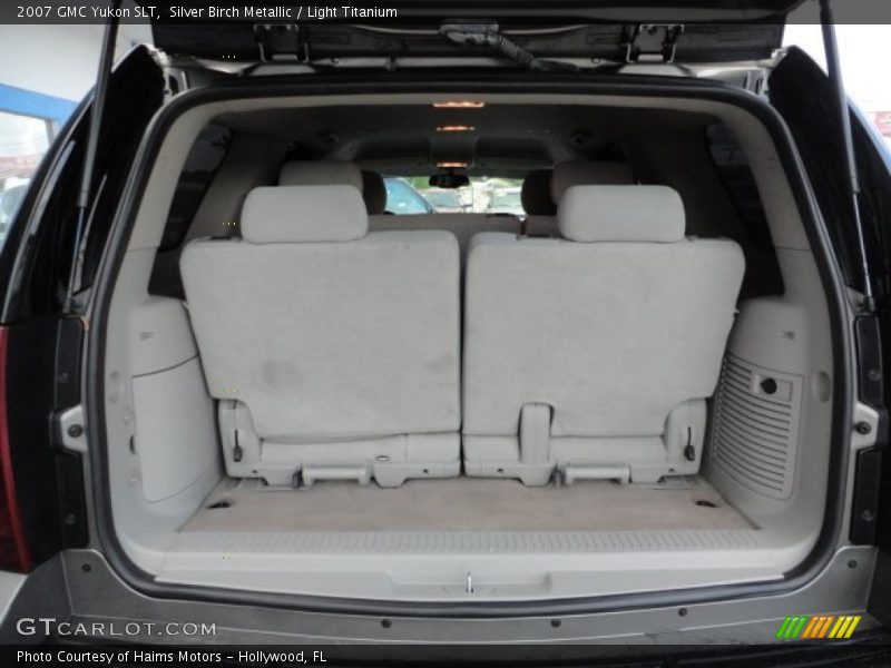 Silver Birch Metallic / Light Titanium 2007 GMC Yukon SLT
