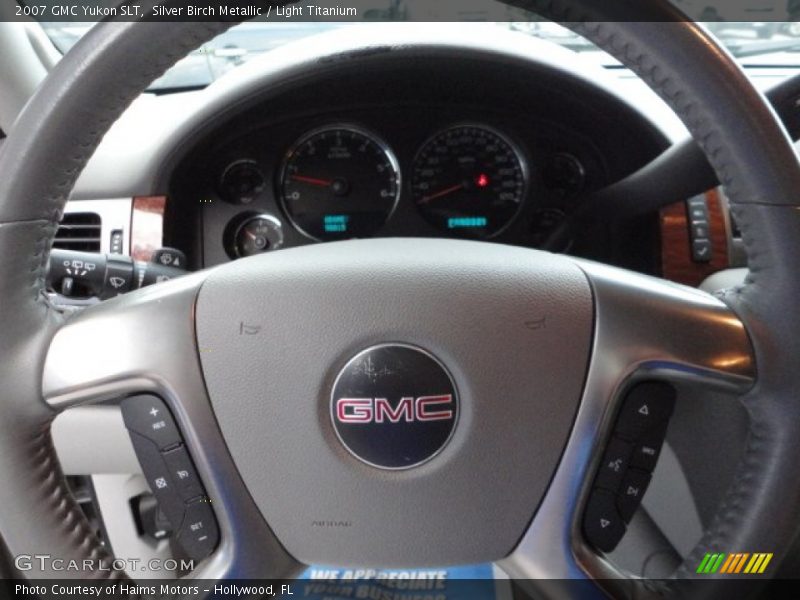 Silver Birch Metallic / Light Titanium 2007 GMC Yukon SLT
