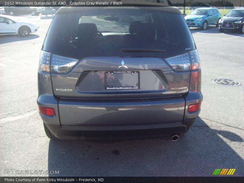 Graphite Gray Metallic / Black 2012 Mitsubishi Outlander SE AWD